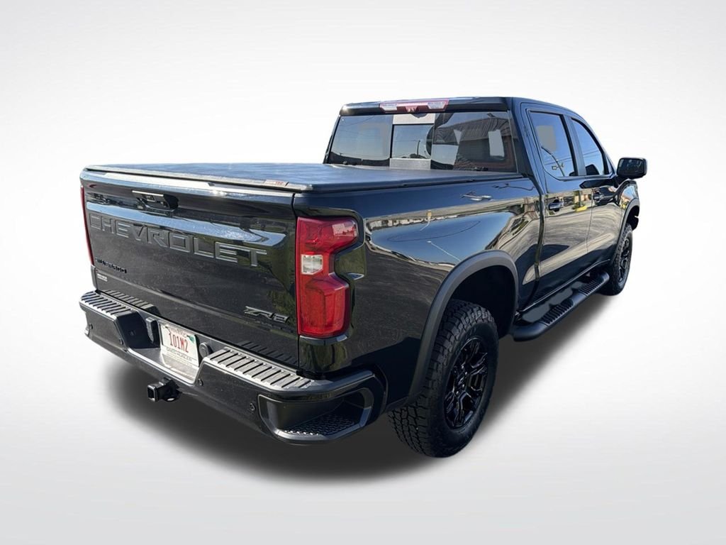 Used 2023 Black Chevrolet ZR2 image 8