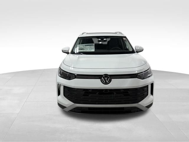 New 2026 White/off-white Volkswagen 2.0T SE image 7