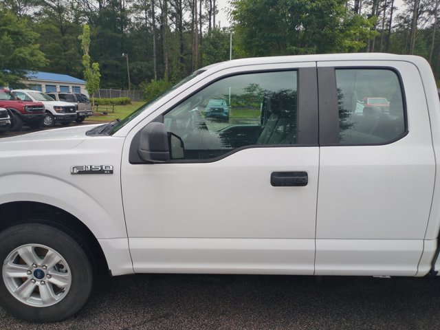 Used 2019 Oxford White Ford  image 15