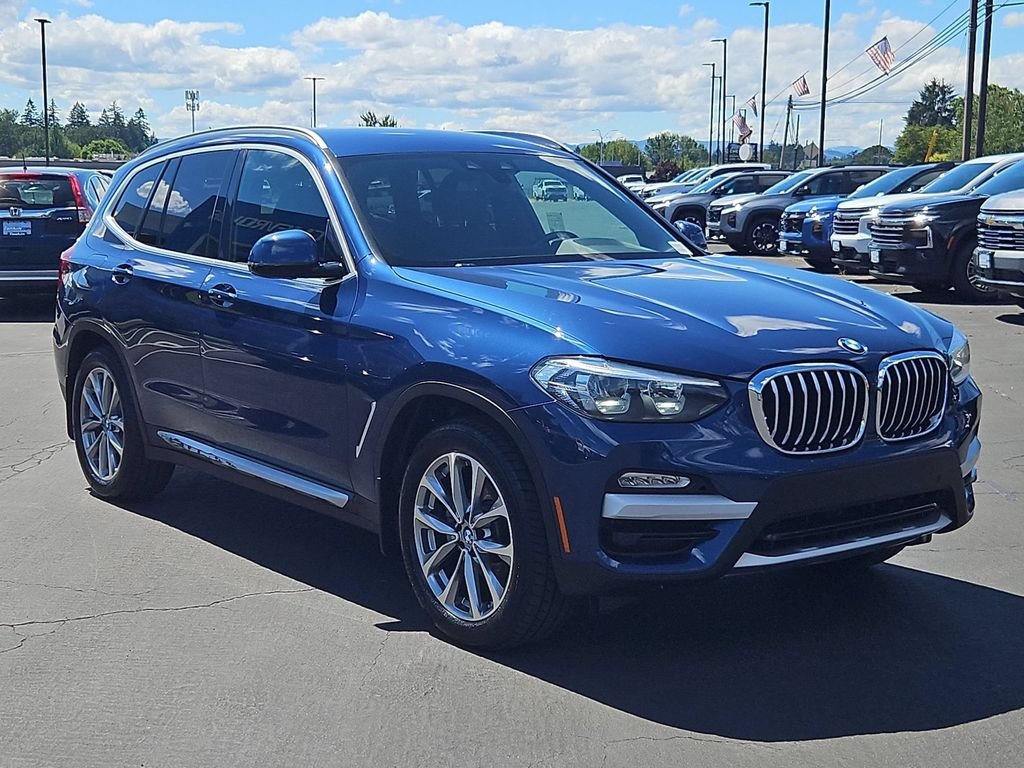 Used 2019 Phytonic Blue Metallic BMW xDrive30i image 8