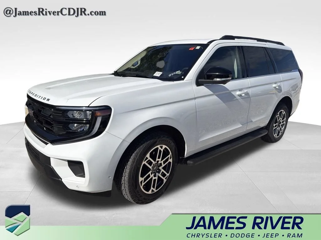 Used 2025 White Ford Active image 10