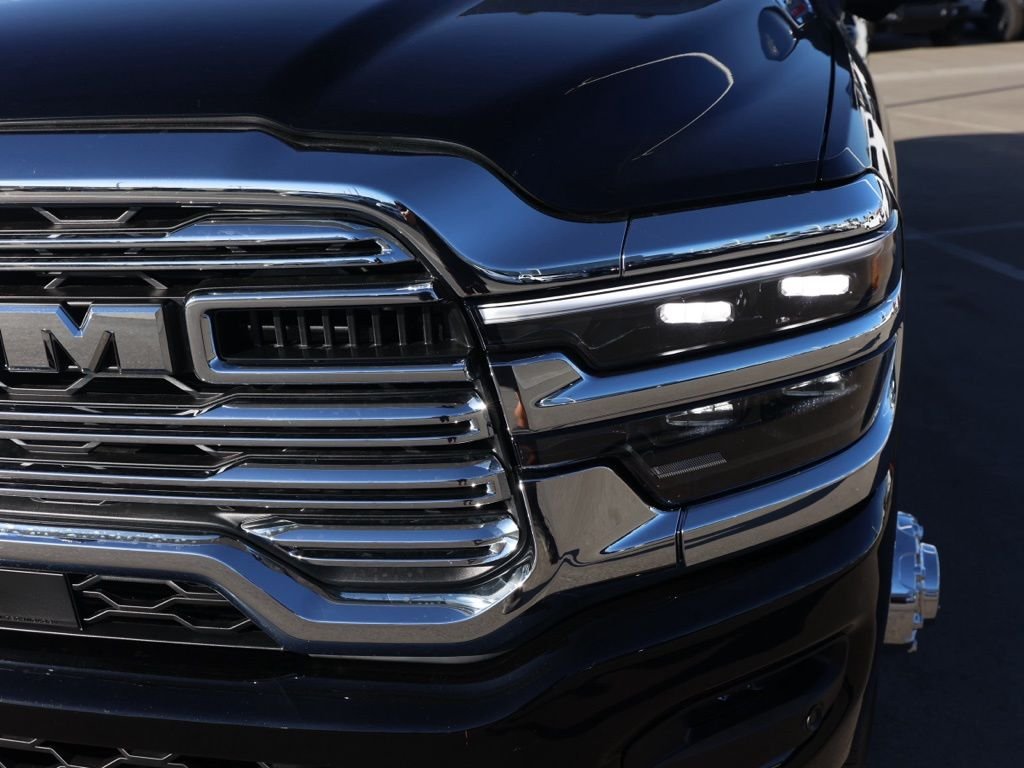 New 2026 Diamond Black Crystal Pearl-Coat Exterior Paint RAM Laramie image 9