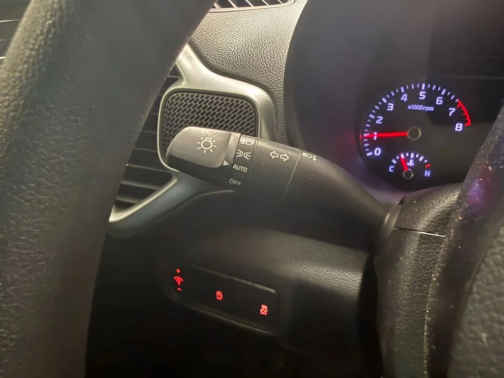 Used 2020 Red Kia LX image 18