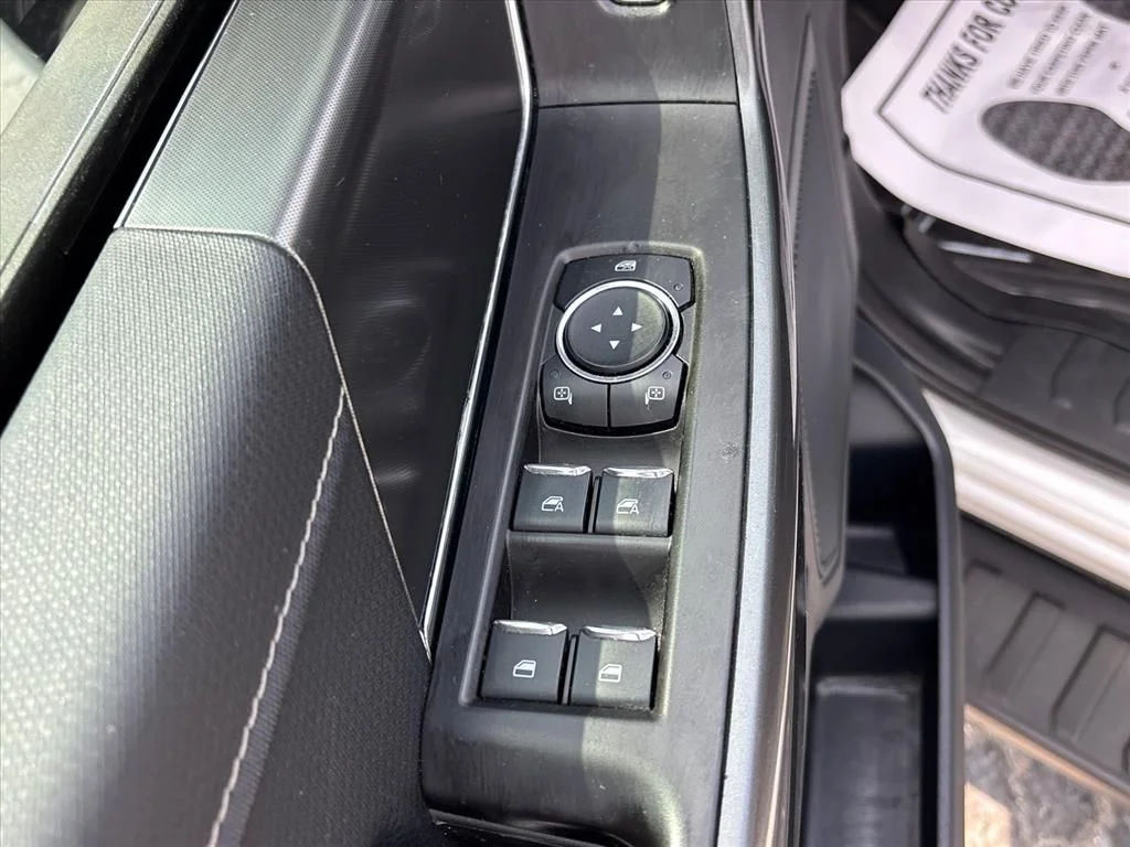 Used 2023 White Ford XLT image 26