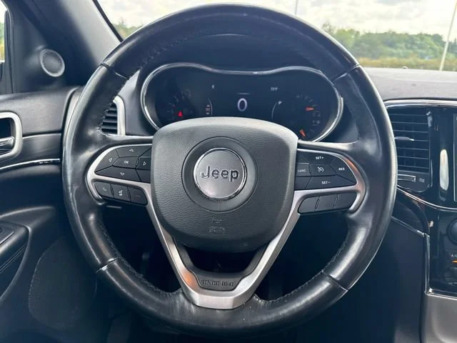 Used 2021 Blue Jeep Limited image 15