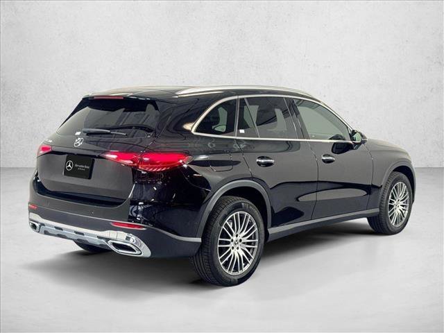 New 2026 Black Mercedes-Benz GLC 300 image 35
