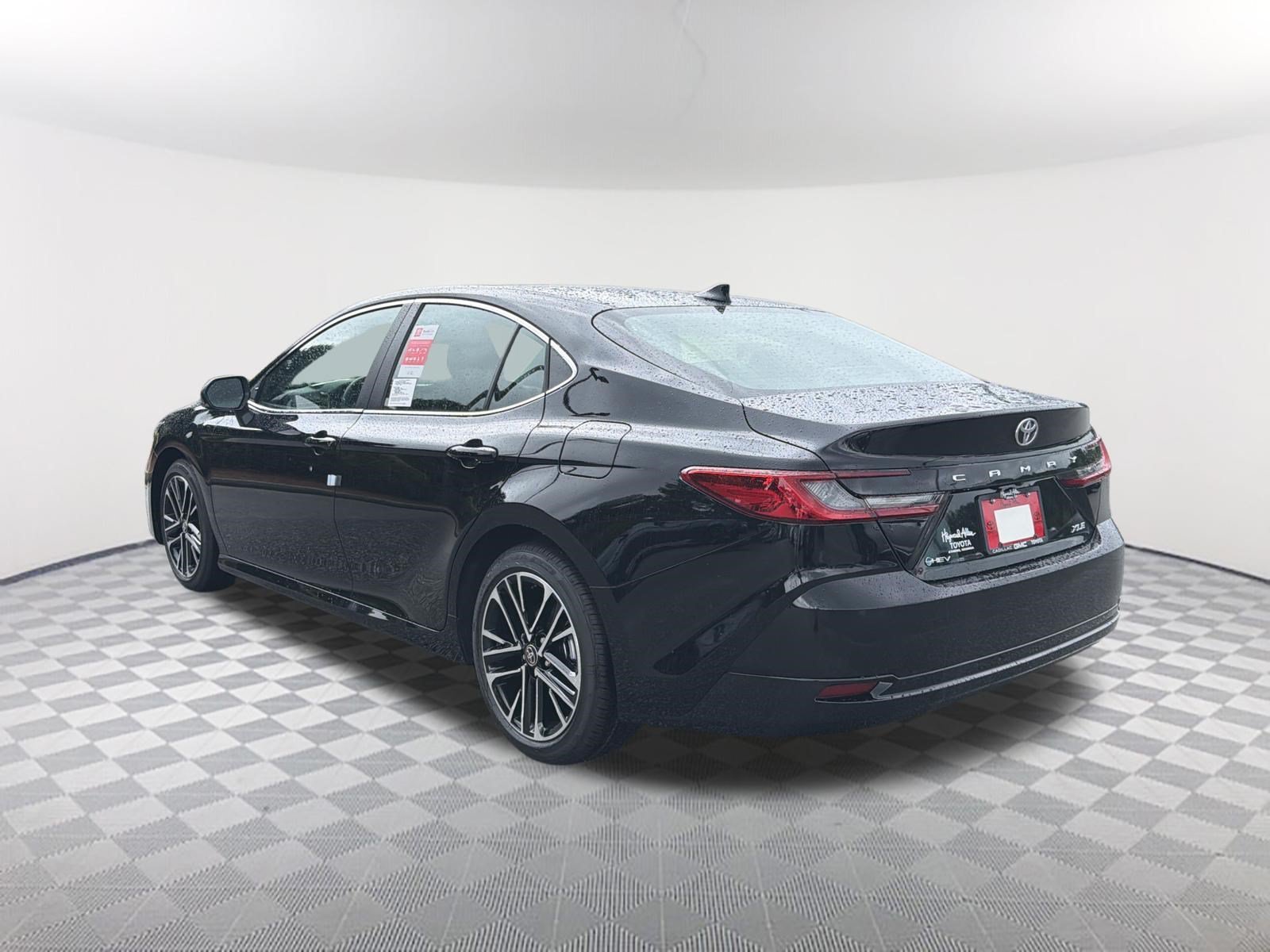 New 2026 Midnight Black Metallic Toyota XLE image 5