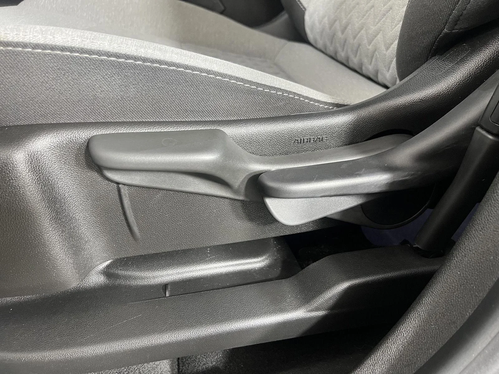 Used 2022 BLUE GLOW METALLIC Chevrolet LS image 18