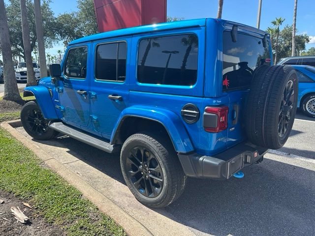 Used 2023 Blue Pearl Jeep Sahara image 2