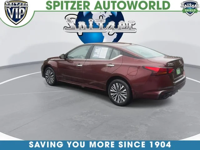 Used 2023 Red Nissan 2.5 SV image 7