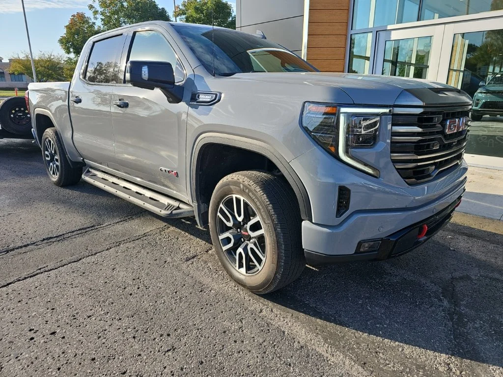 Used 2024 GMC Sierra 1500 AT4 with VIN 3GTUUEE81RG312211 for sale in Kansas City