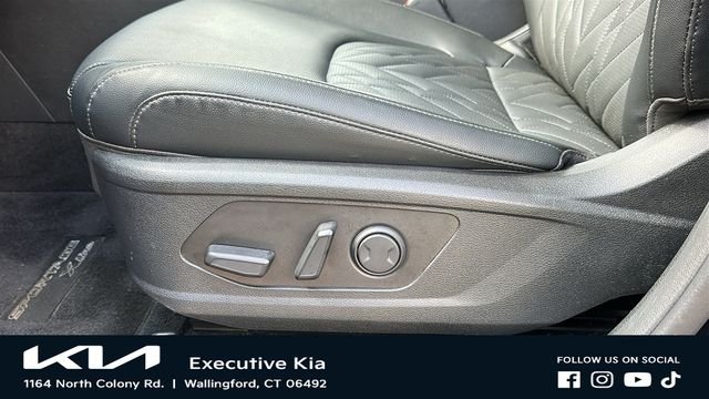 Used 2023 Black Kia X-Line image 10