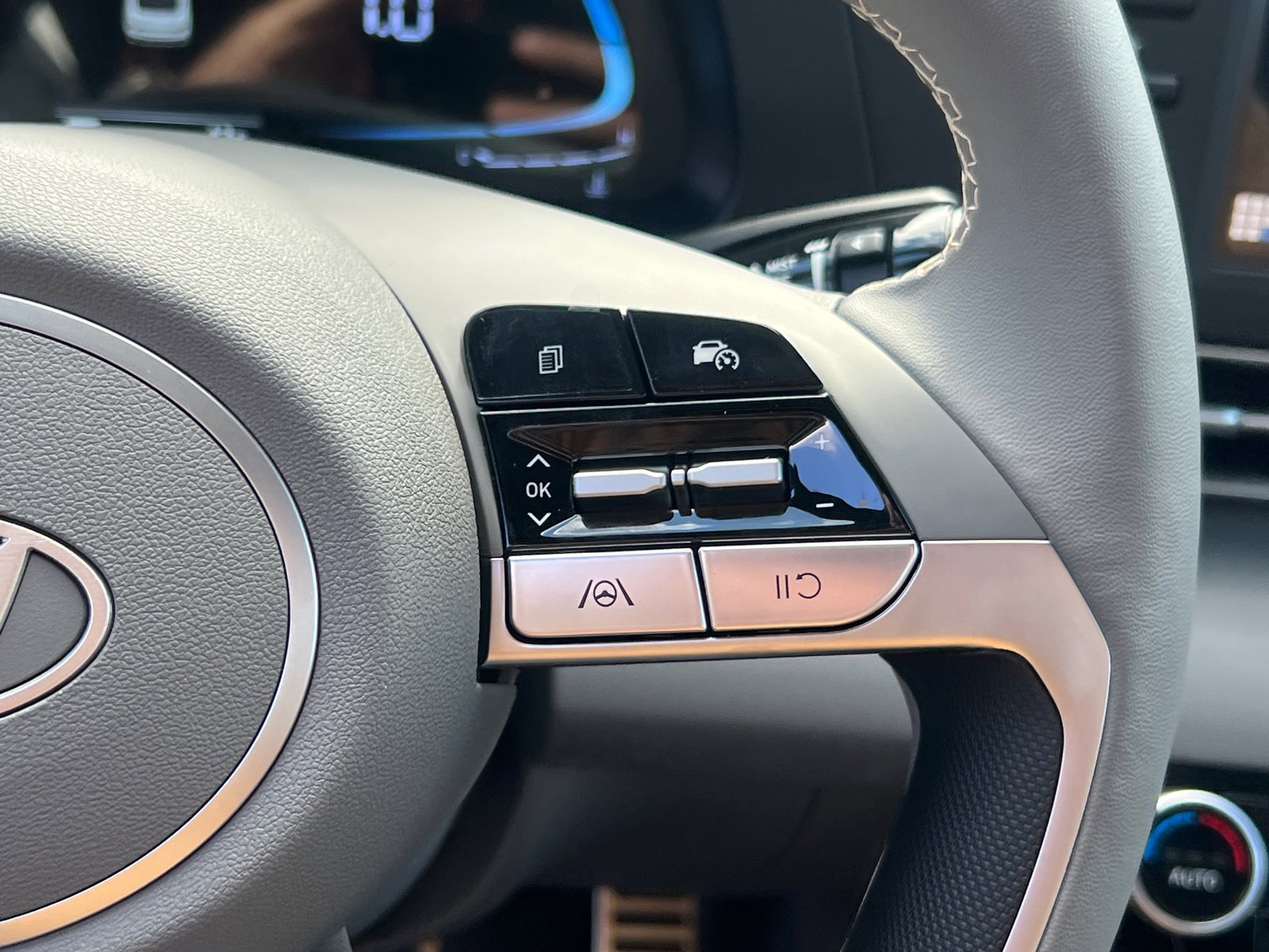 New 2026 Ecotronic Gray Hyundai SEL Sport image 18