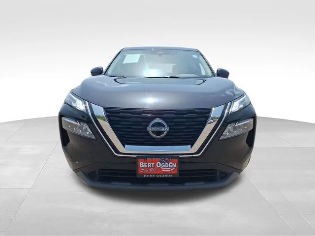 Used 2023 Black Nissan SV image 2