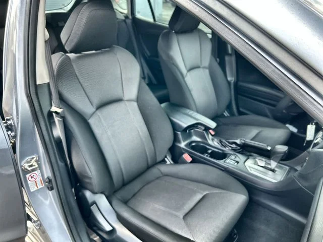 Used 2018 Silver Subaru 2.0i Premium image 22