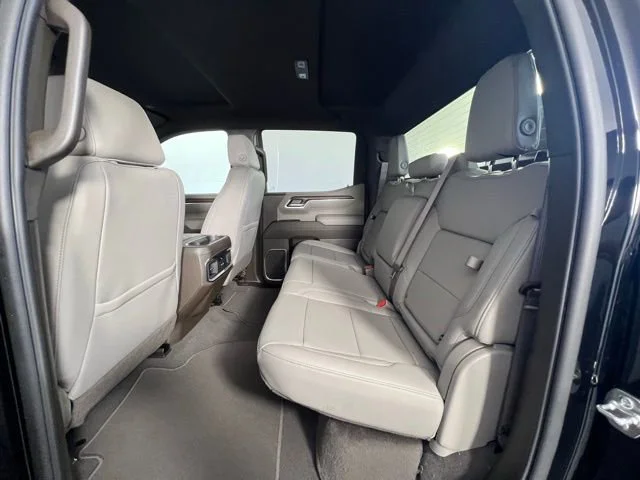 2026 GMC Sierra 1500 SLT - Photo 13