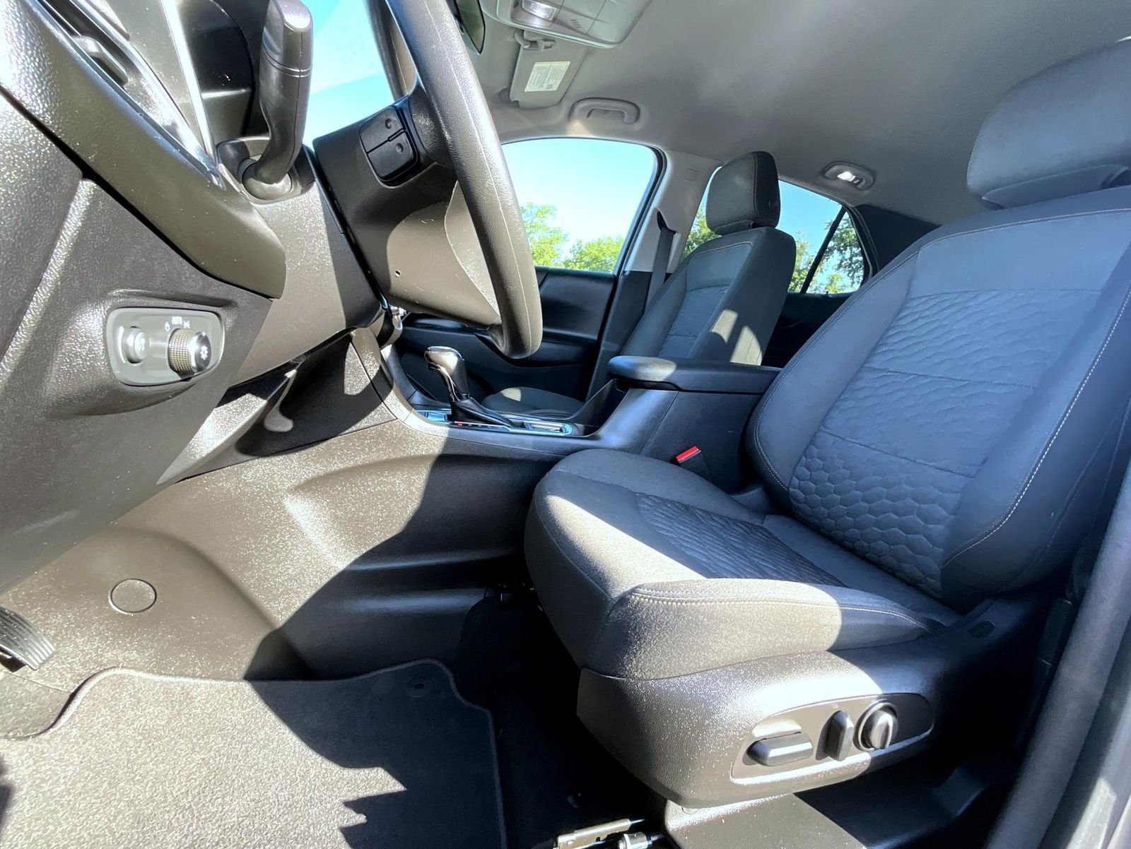 Used 2018 Gray Chevrolet LT image 11