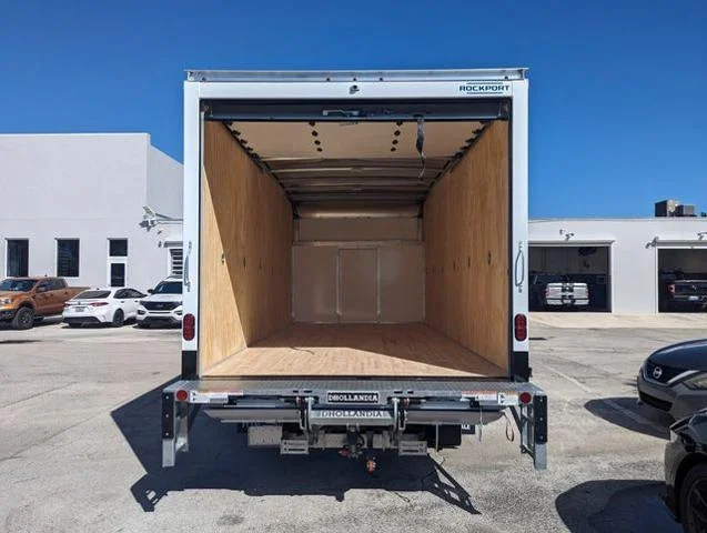 New 2026 Oxford White Ford E-450 DRW image 25