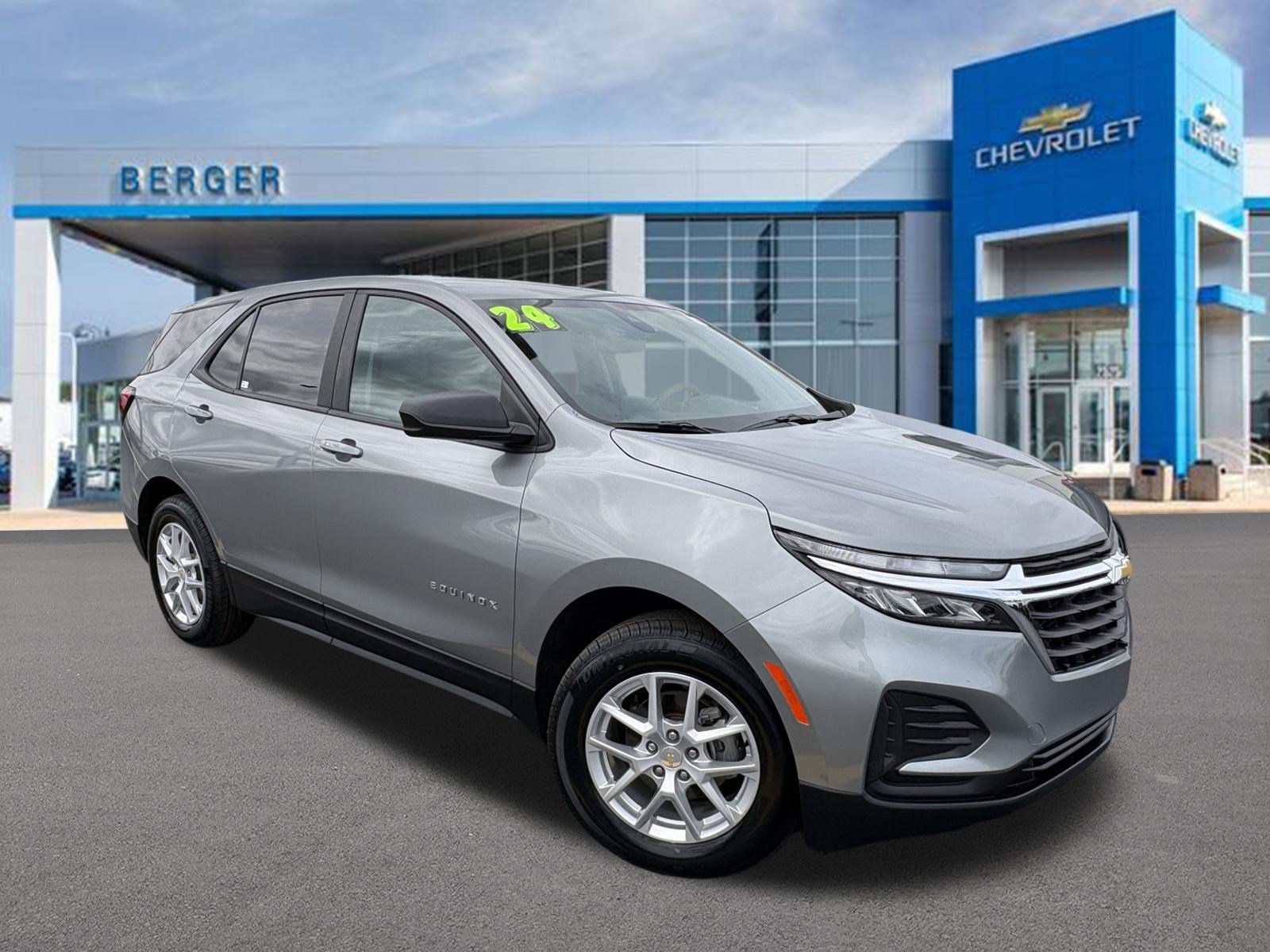 2024 Chevrolet Equinox AWD LS's photo