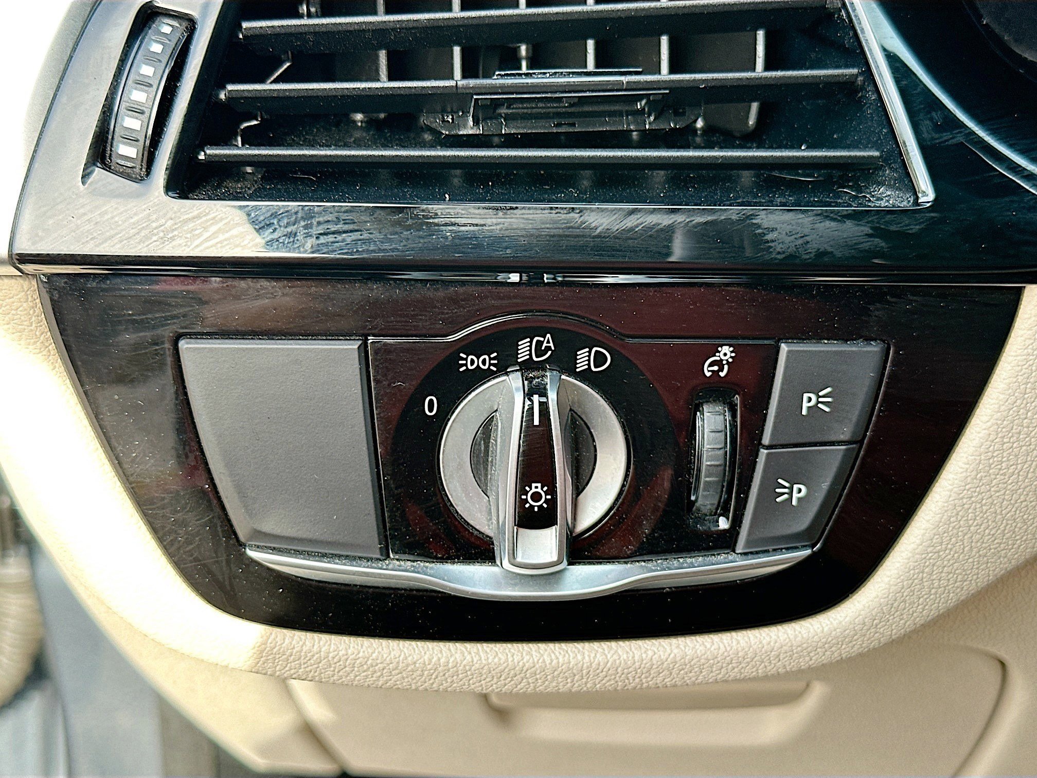 2022 BMW 5 Series 540i - Photo 10