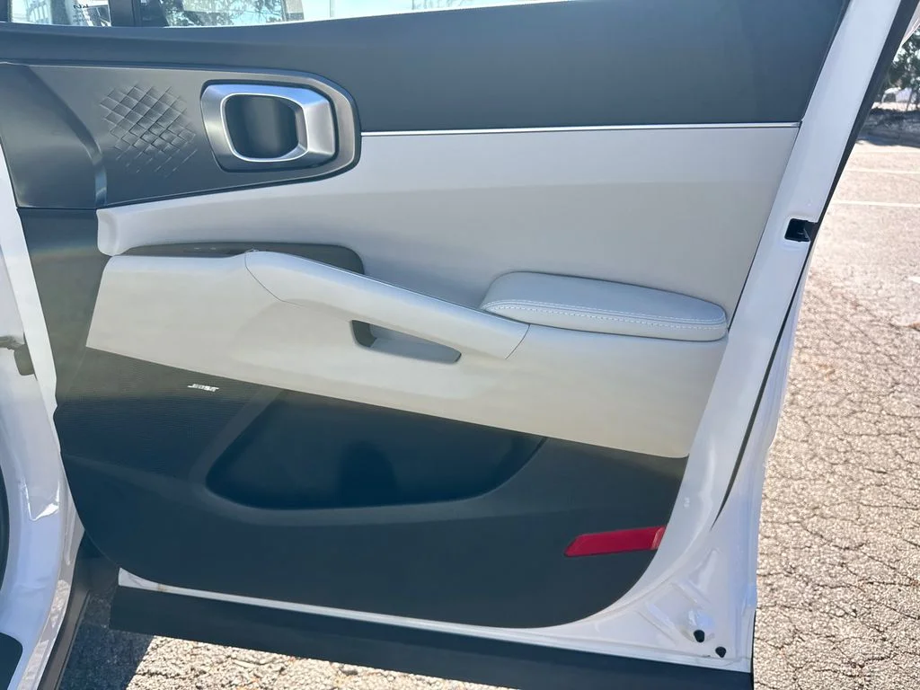 New 2026 White Kia EX image 14