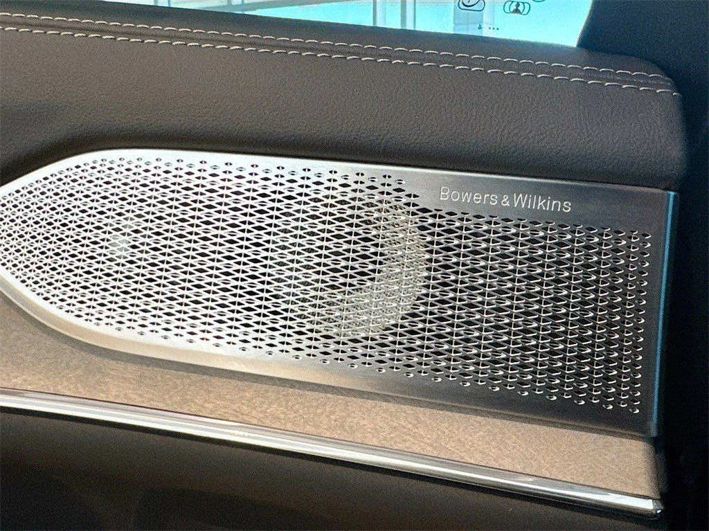 2025 Volvo EX90 Ultra - Photo 30