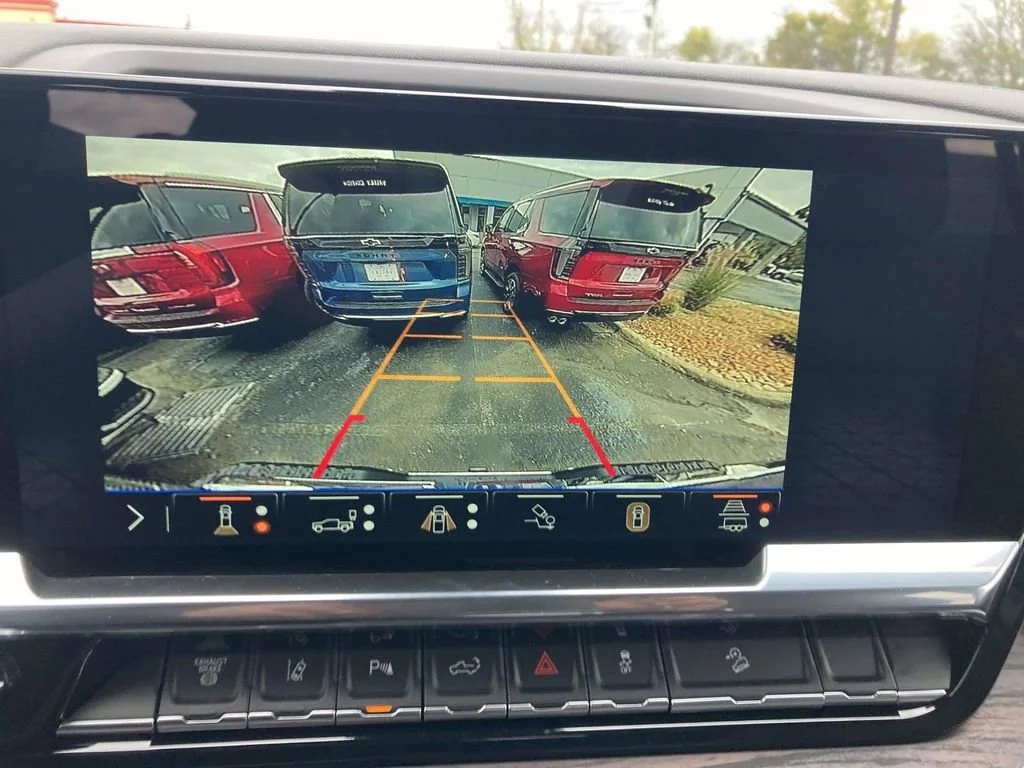 New 2026 Sterling Metallic GMC SLT image 19