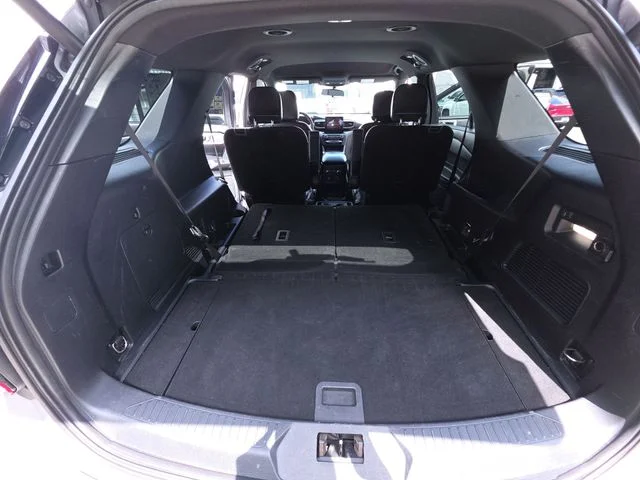 Used 2020 Silver Ford XLT image 14