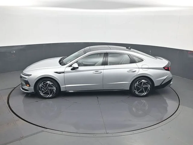 Certified Used 2024 Silver Hyundai SEL image 20
