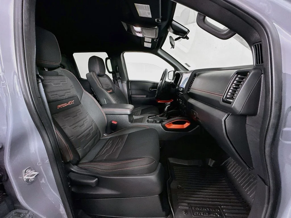 Used 2024 Boulder Gray Pearl Nissan PRO-4X image 28