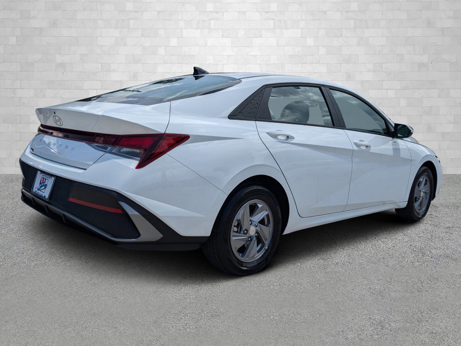 New 2026 Serenity White Hyundai SE image 2