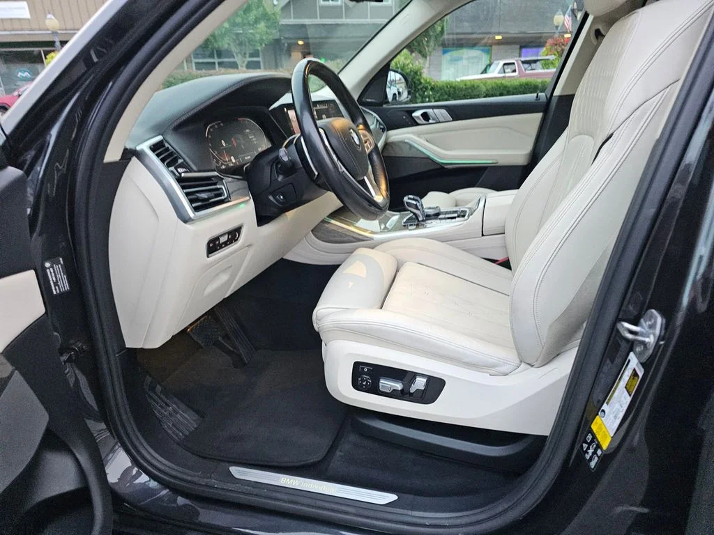 2020 BMW X7 40i - Photo 23