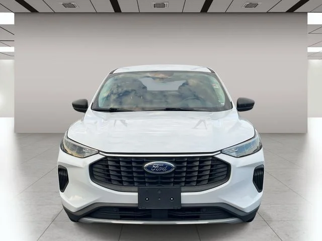 Used 2024 White Ford Active image 9