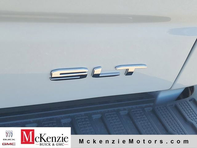 New 2026 Glacier White Tricoat GMC SLT image 28