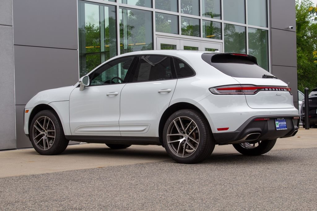 Used 2025 White Porsche Base image 8
