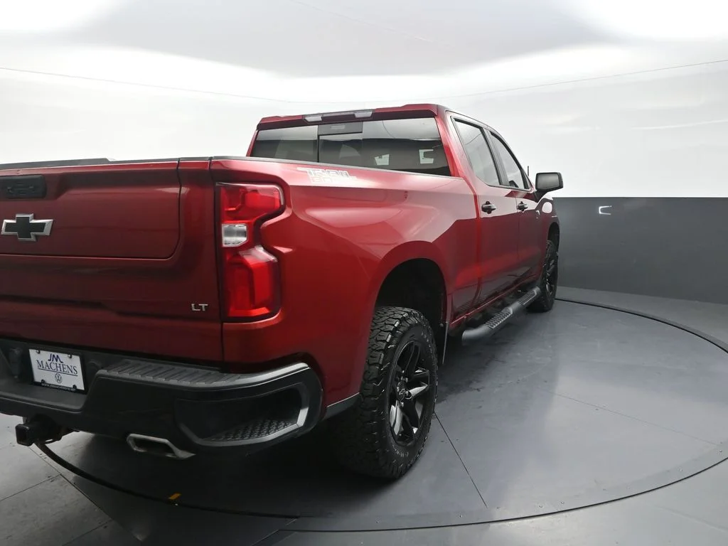 Used 2021  Chevrolet LT Trail Boss image 11
