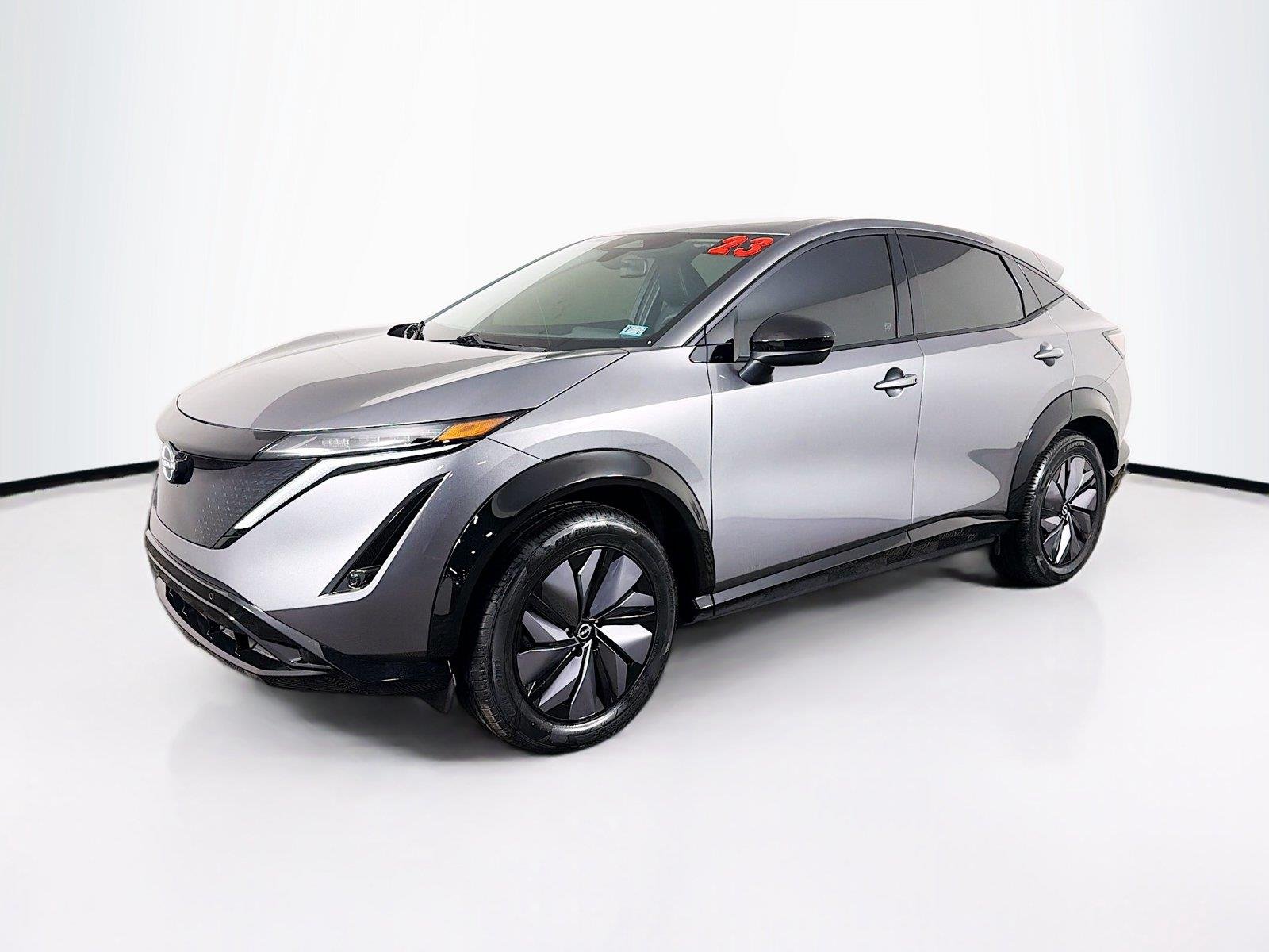 Used 2023 Gun Metallic Nissan ENGAGE image 7