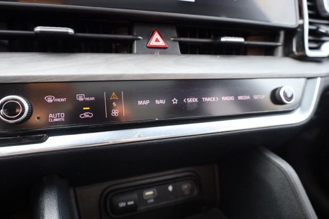 Used 2024 Green Kia X-Line image 30