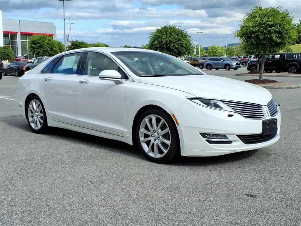 2013 Lincoln MKZ All Wheel Drive's photo