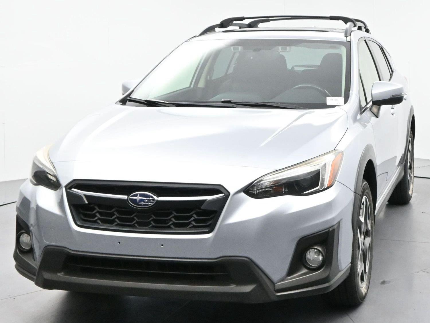 Used 2018 Ice Silver Metallic Subaru Limited image 2