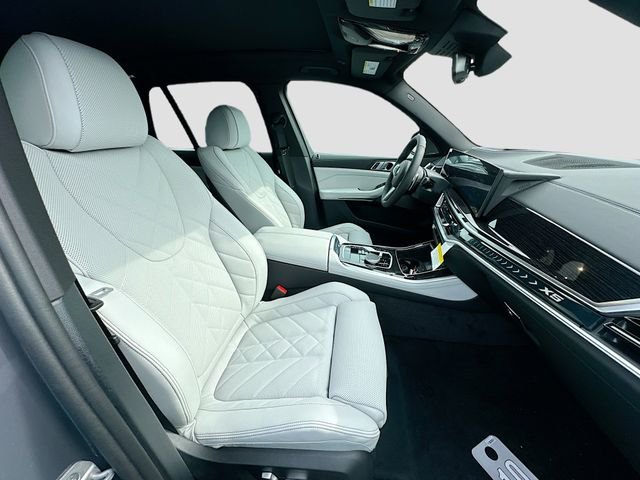 New 2026 Gray BMW sDrive40i image 23