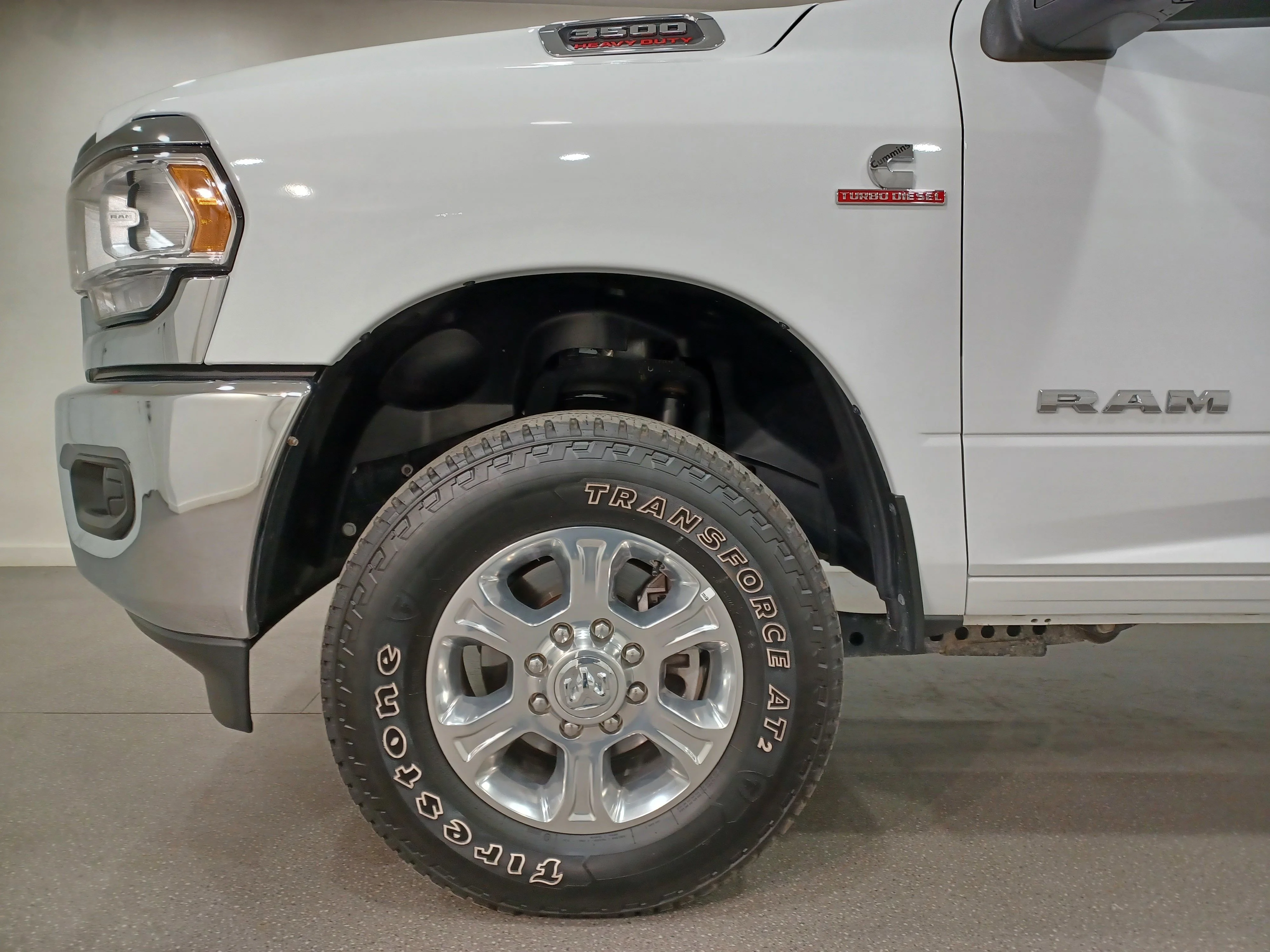Certified Used 2024 Bright White Ram Bighorn 4x4*6.7L Cummins Diesel | 6 Pass | 6 Foot Box | Htd Power Fold MIrrors | Tow Pkg image 19