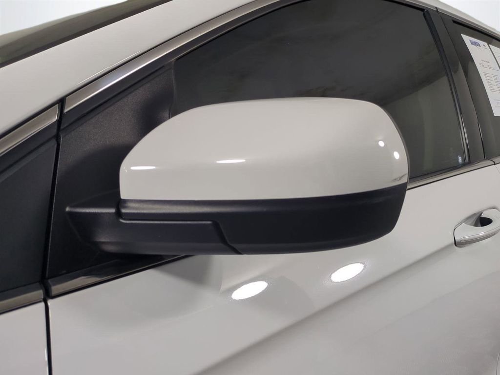 Used 2022 White Ford SEL image 12