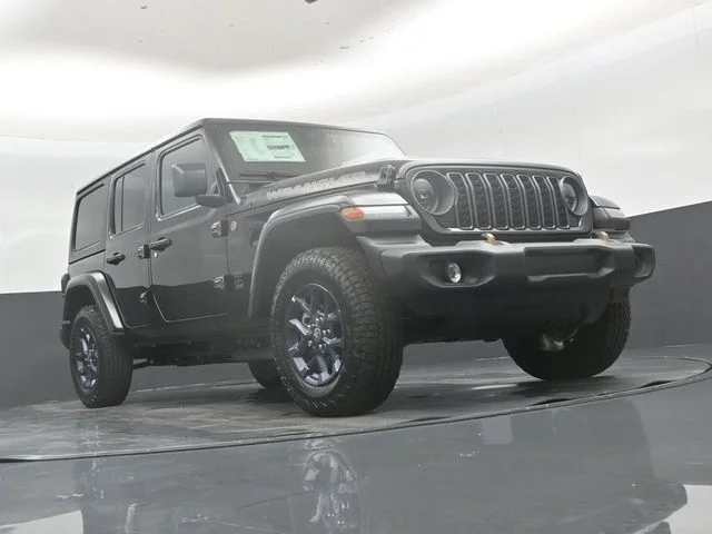 New 2026 Black Clear-Coat Exterior Paint Jeep 85th Anniversary Edition image 47
