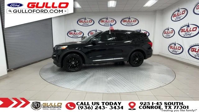 Certified Used 2023 Black Metallic Ford XLT image 2
