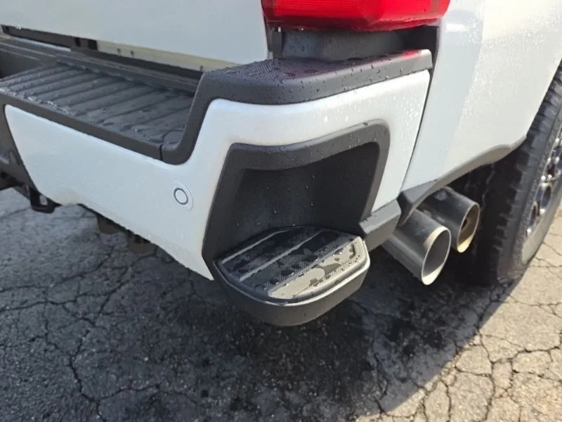 New 2026 Star White Metallic Tri-Coat Ford F-250® Lariat® image 12