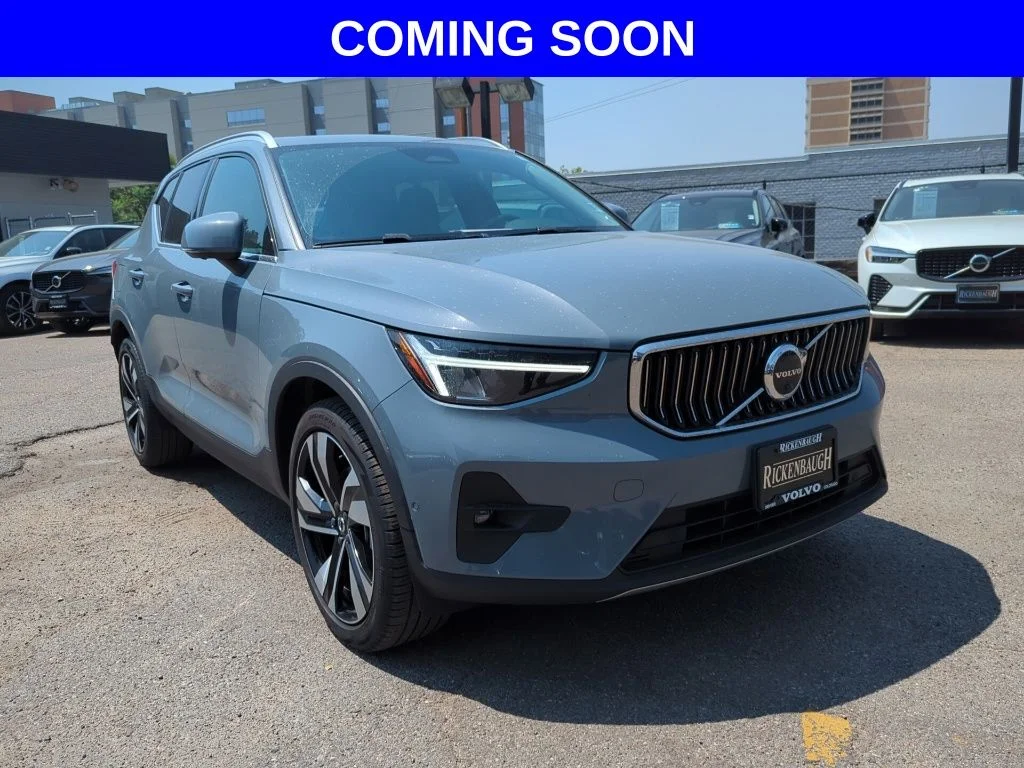 2023 Volvo XC40