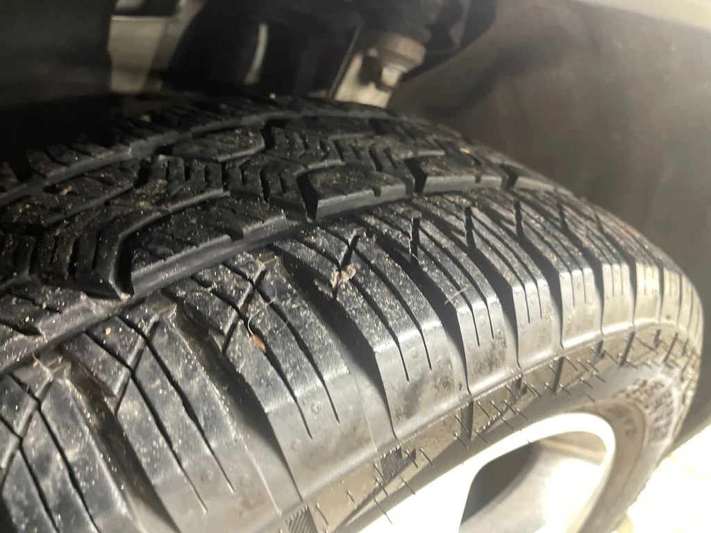Used 2016 Beige Jeep Limited image 12
