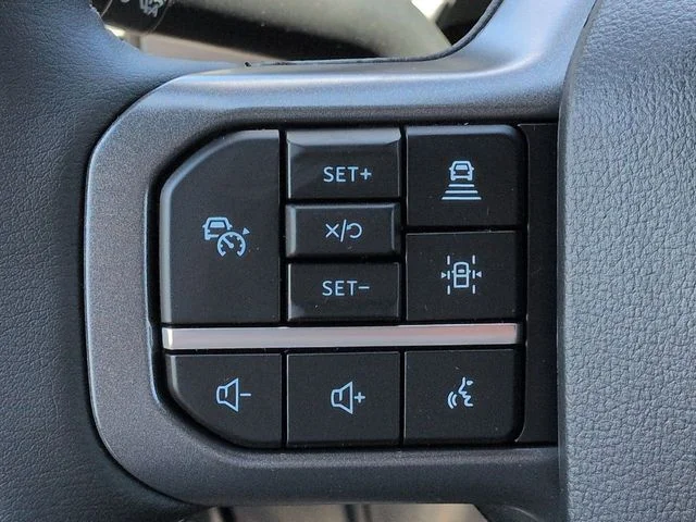 New 2026 Oxford White Ford Lariat® image 25