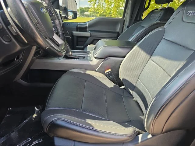 Used 2020  Ford Raptor image 15